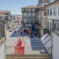 Liiiving in Porto Cozy Chic Downtown
