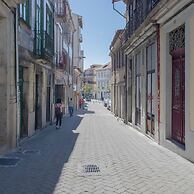 Liiiving in Porto Cozy Chic Downtown