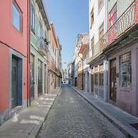 Liiiving in Porto Cozy Chic Downtown