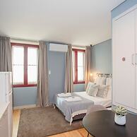 Liiiving in Porto Historic Cl Rigos Studio - 1F
