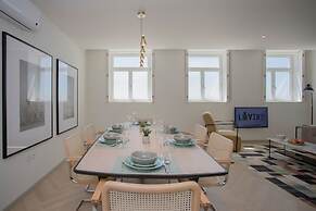 Liiiving in Porto Luxury Beachfront Apartment V