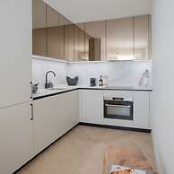 Liiiving in Porto Luxury Beachfront Apartment V
