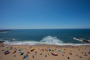Liiiving in Porto Luxury Beachfront Apartment V