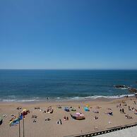 Liiiving in Porto Luxury Beachfront Apartment V