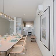 Liiiving in Porto Luxury Beachfront Apartment V