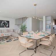 Liiiving in Porto Luxury Beachfront Apartment V