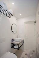 Liiiving in Porto Luxury Beachfront Apartment V