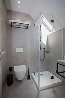 Liiiving in Porto Luxury Beachfront Apartment V