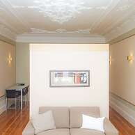 Liiiving in Porto Art Heart Studio