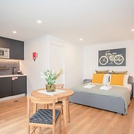 NAX Apartment C by Liiiving
