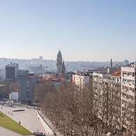 Liiiving in Porto Downtown View Apartment