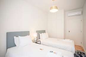 Liiiving in Porto - Design Bright House