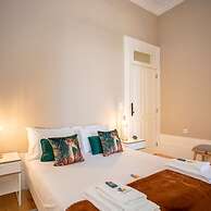 Liiiving in Porto - Balcony Design Apartment