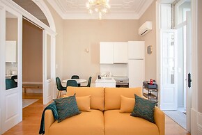 Liiiving in Porto - Balcony Design Apartment