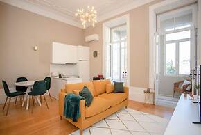 Liiiving in Porto - Balcony Design Apartment