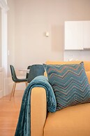 Liiiving in Porto - Balcony Design Apartment