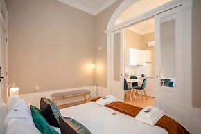 Liiiving in Porto - Balcony Design Apartment