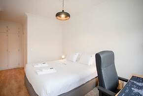 Liiiving in Porto - Modern Design Home