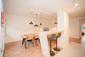 Liiiving in Porto - Modern Design Home