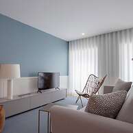 Liiiving in Porto Downtown Luxury Studio