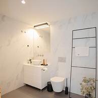 Liiiving in Gaia - Cooper Residence Apartment
