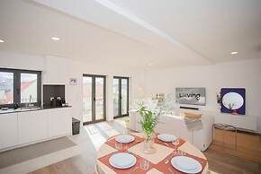 Liiiving in Gaia - Cooper Residence Apartment