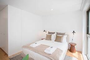 NAX Apartment E by Liiiving