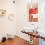 Liiiving in Porto - Light Terrace Apartment