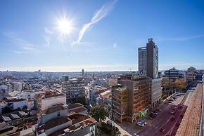 Liiiving in Porto - Light Terrace Apartment