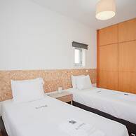 Liiiving in Porto - Light Terrace Apartment