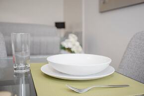 Liiiving in Porto - Light Terrace Apartment