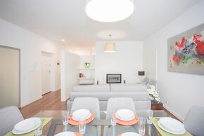 Liiiving in Porto - Light Terrace Apartment