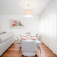 Liiiving in Porto - Light Terrace Apartment