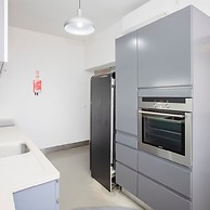 Liiiving in Porto - Light Terrace Apartment