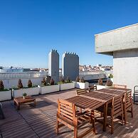 Liiiving in Porto - Light Terrace Apartment