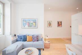 Liiiving in Porto - Haven Pool Apartment