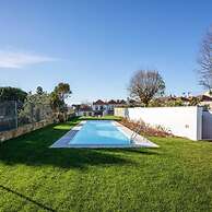 Liiiving in Porto - Haven Pool Apartment
