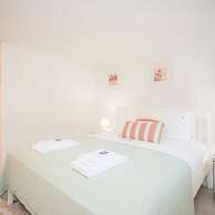 Liiiving in Porto - Haven Pool Apartment
