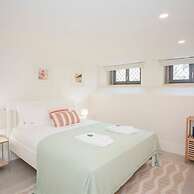 Liiiving in Porto - Haven Pool Apartment