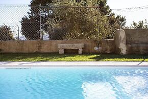Liiiving in Porto - Haven Pool Apartment
