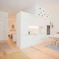 Liiiving in Porto - Haven Pool Apartment