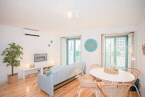 Liiiving in Porto - Boho Blue Home