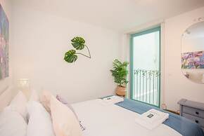 Liiiving in Porto - Boho Blue Home