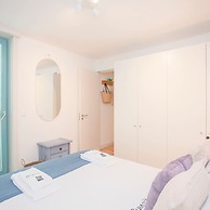 Liiiving in Porto - Boho Blue Home