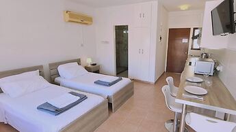 49 AN- Nissi Heaven Studio