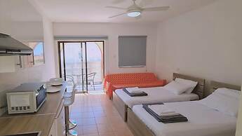 49 AN- Nissi Heaven Studio