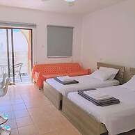 49 AN- Nissi Heaven Studio