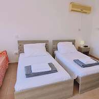 49 AN- Nissi Heaven Studio