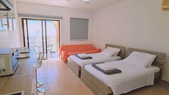 49 AN- Nissi Heaven Studio