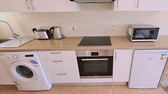 49 AN- Nissi Heaven Studio